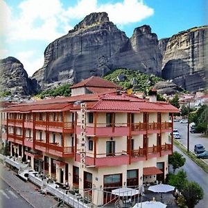 Famissi Hotel